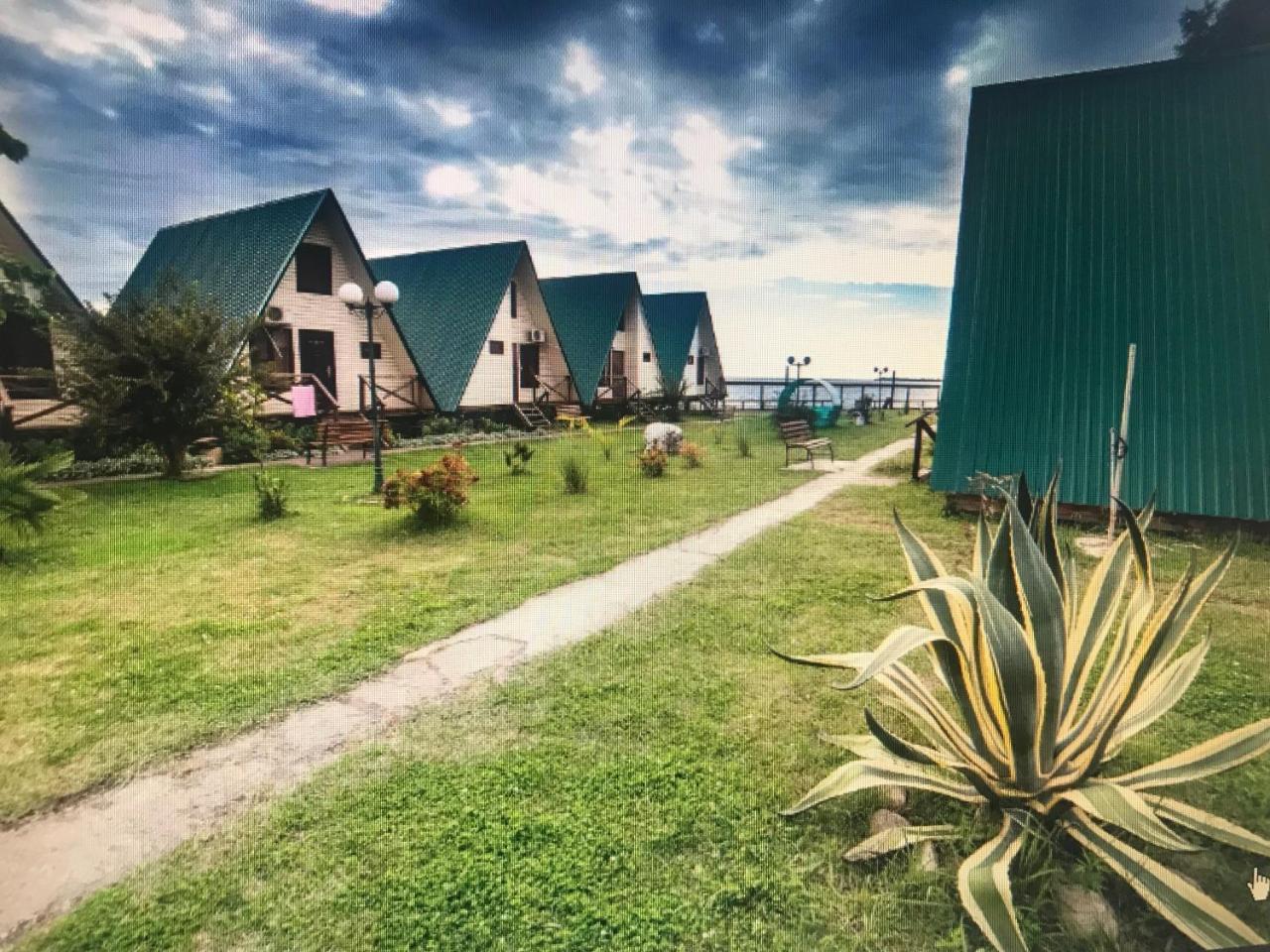 Kyalasur Hotel 苏呼米 外观 照片